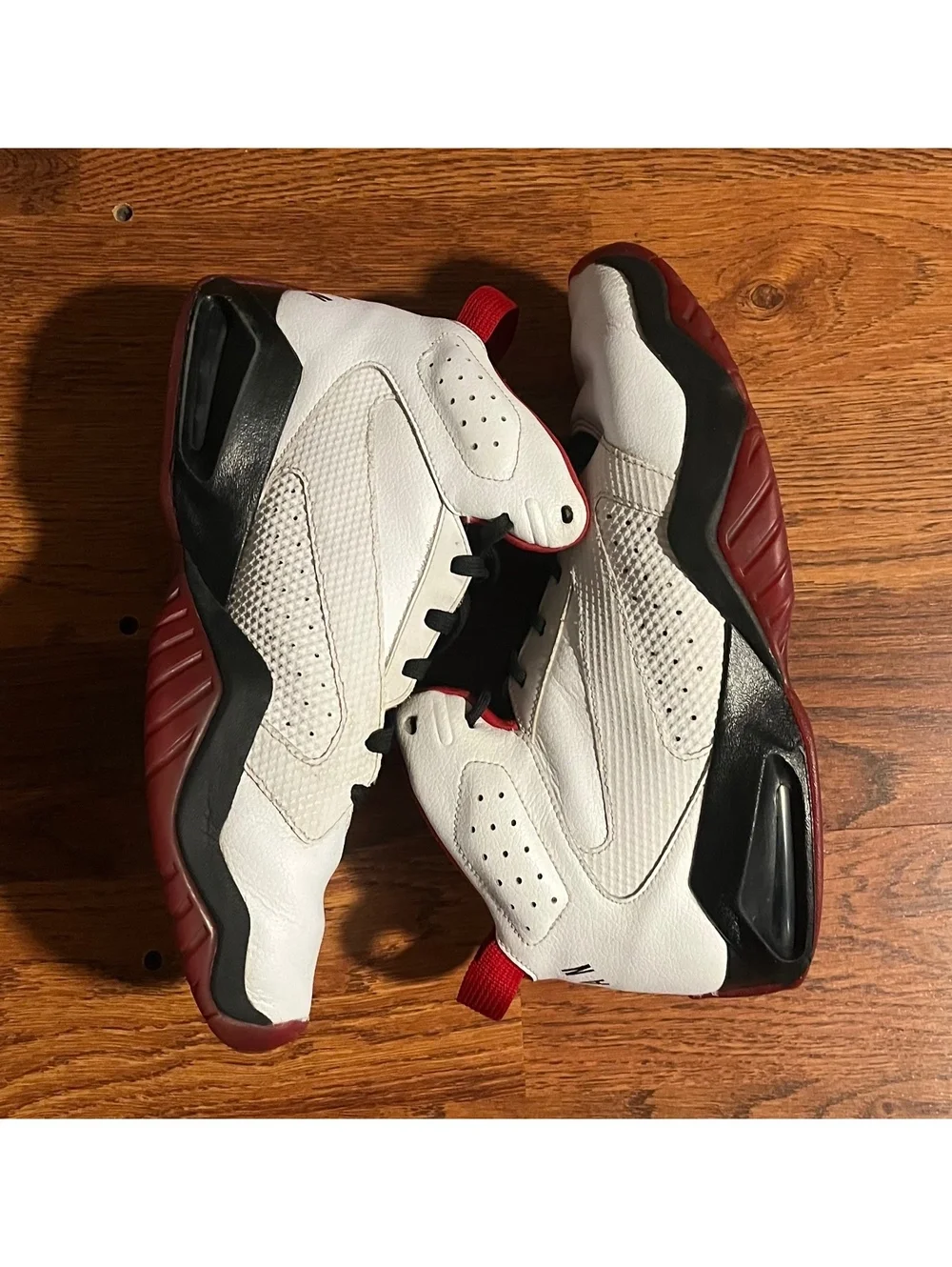 Jordan Lift Off White Gym Red Basketball Shoes Size US 10